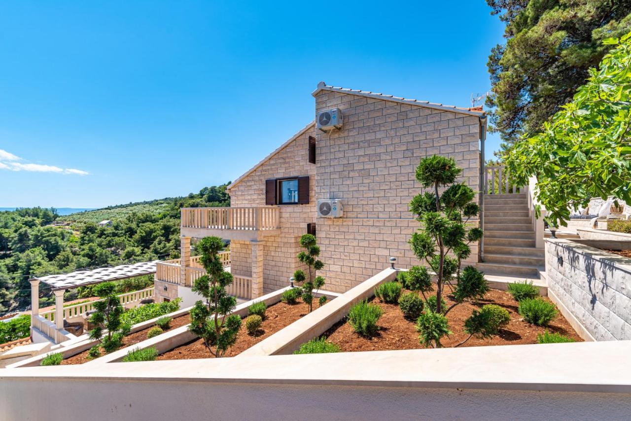 Villa Kadena - Luxury Seaside Villa With Private Heated Pool Selca  Экстерьер фото