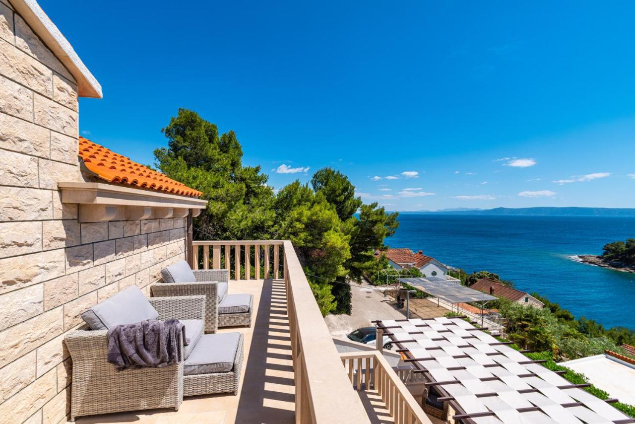 Villa Kadena - Luxury Seaside Villa With Private Heated Pool Selca  Экстерьер фото