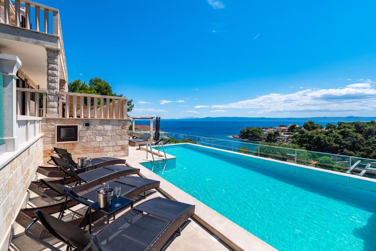 Villa Kadena - Luxury Seaside Villa With Private Heated Pool Selca  Экстерьер фото